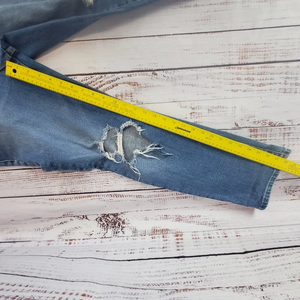 Good American High Rise Ripped Knee Jeans Straight Leg Gorpcore Grunge 6 (28)